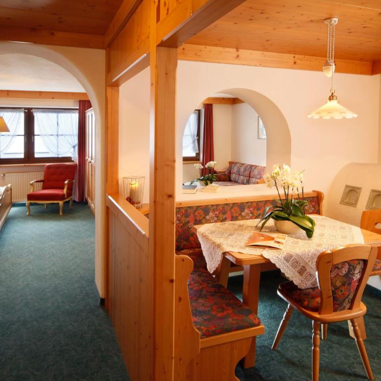 Hotel Peter - Chambre Familiale - 1