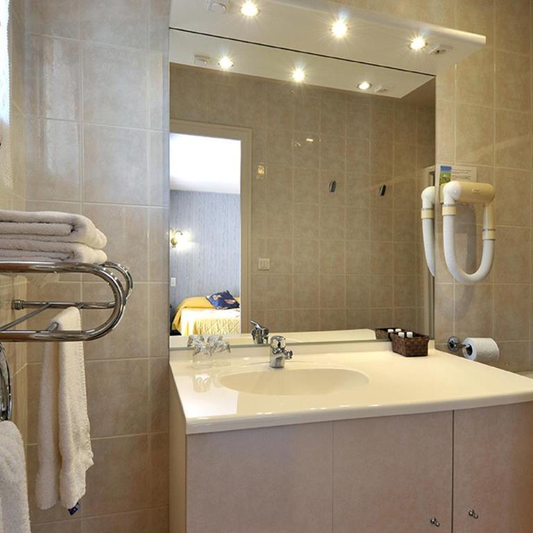 Hôtel Restaurant le Panorama - Chambre Double Confort - 23
