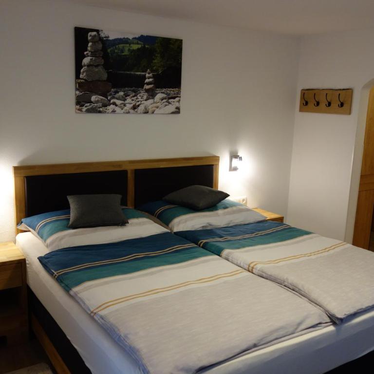 Gasthof Dietrichshorn - Double Room with Mountain View - 2