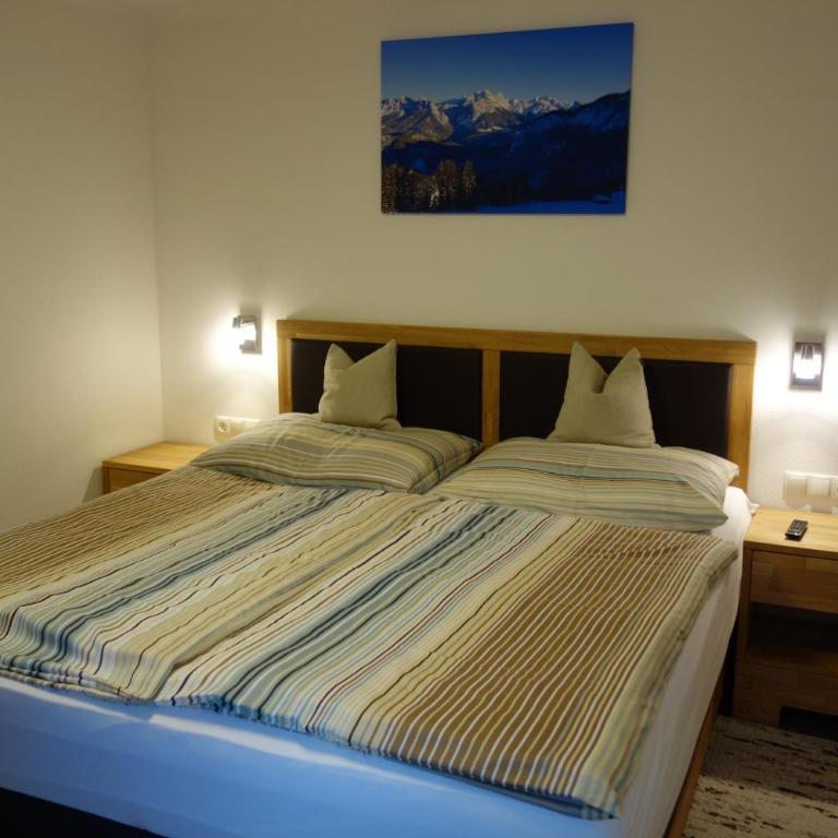 Gasthof Dietrichshorn - Double Room with Mountain View - 1