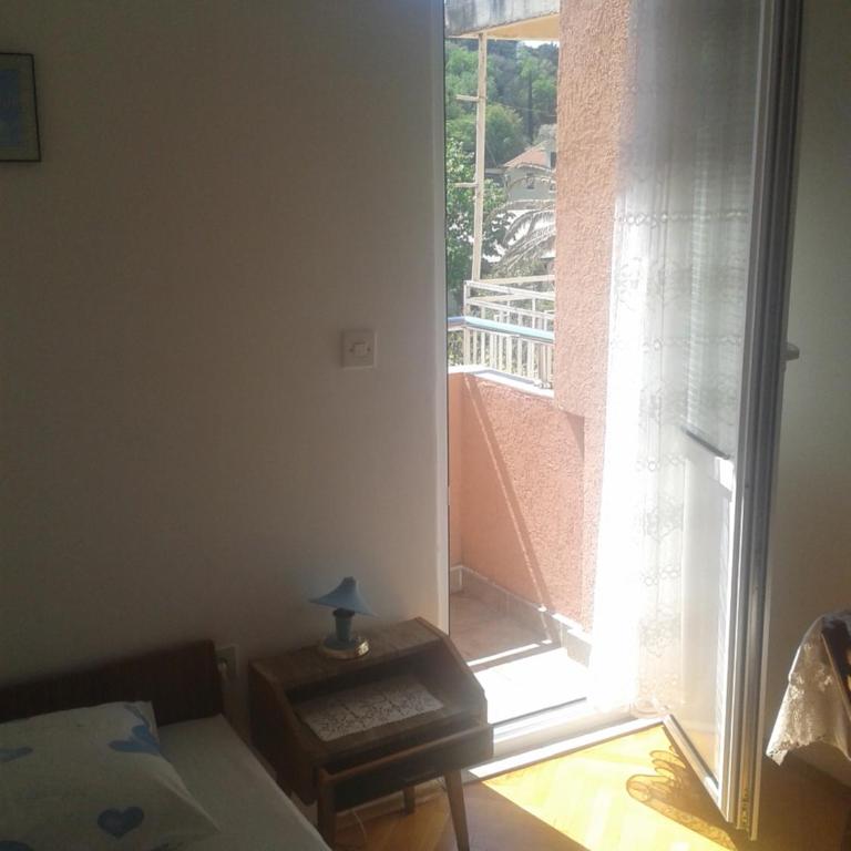 Guesthouse Lautasevic - Single Room with Balcony - 5