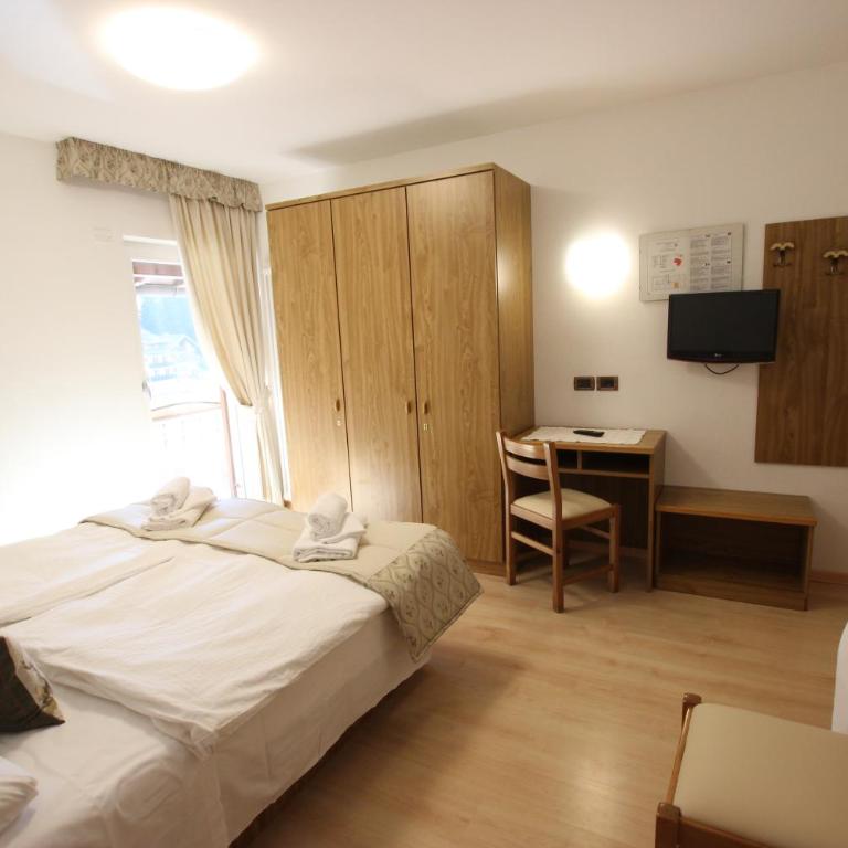 Hotel Rosalpina - Camera Familiare - 2