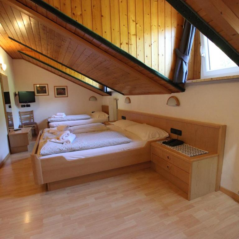 Hotel Rosalpina - Camera Familiare - 1