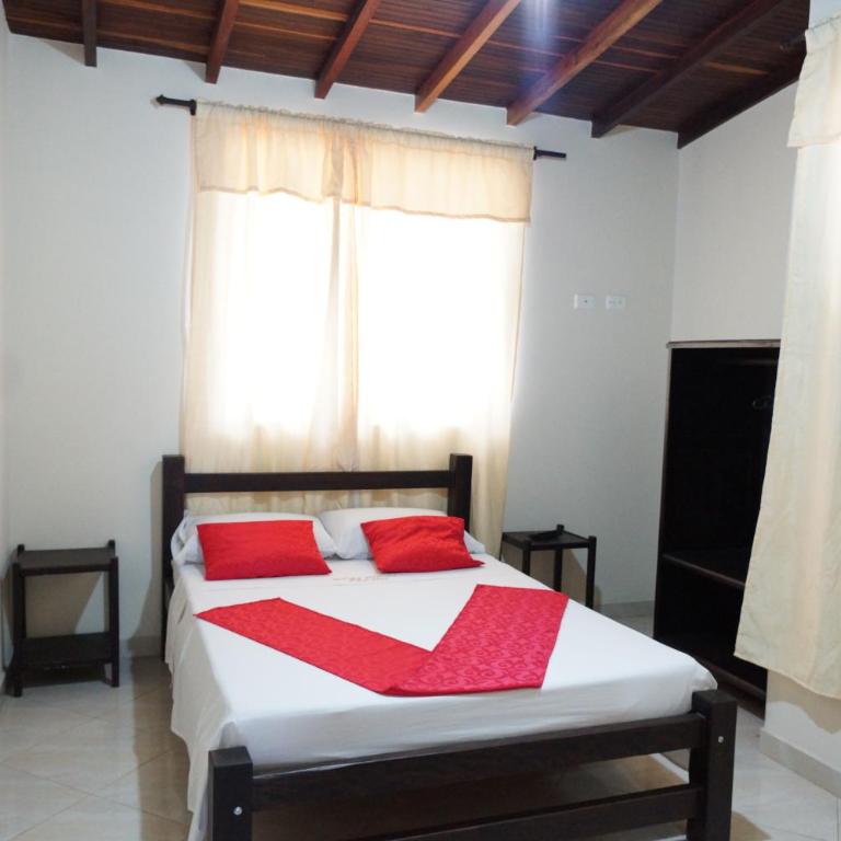 Hotel Esmeralda - Habitación Doble Económica - 5