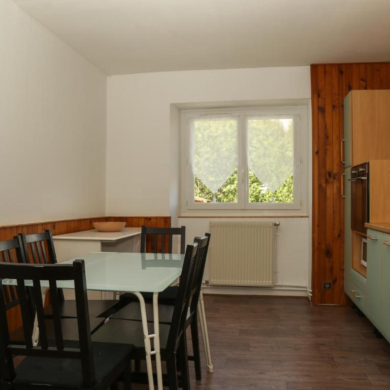 Gites L'épilobe - Appartement avec Vue sur la Montagne - 15