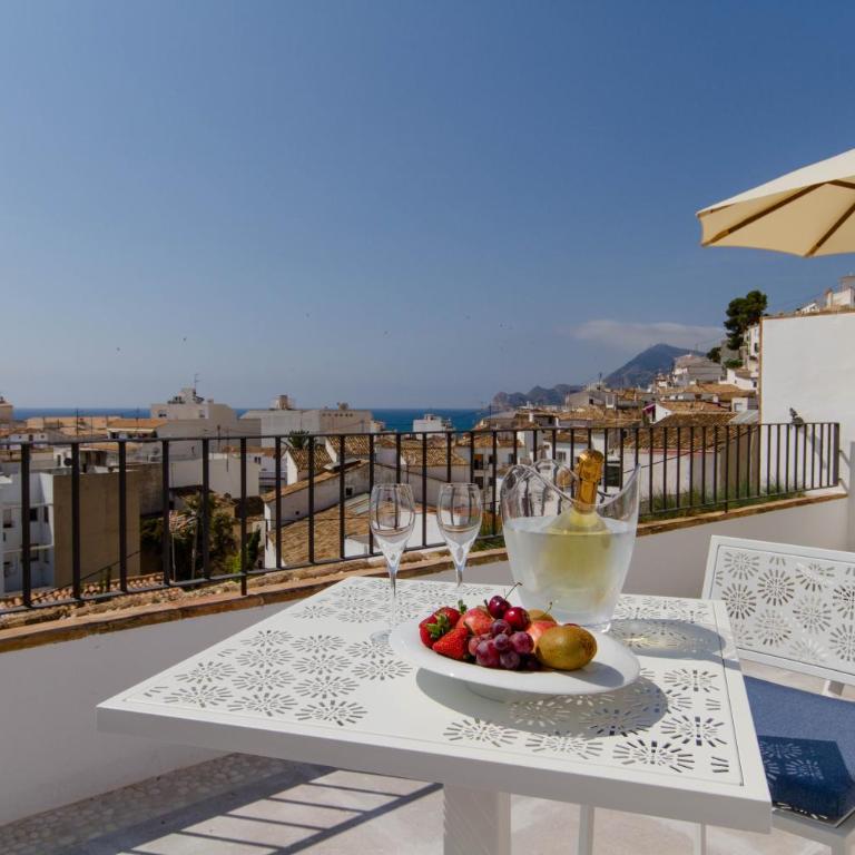 La Serena Boutique Hotel & Wellness - Altea - Suite Superior con bañera y terraza - 4