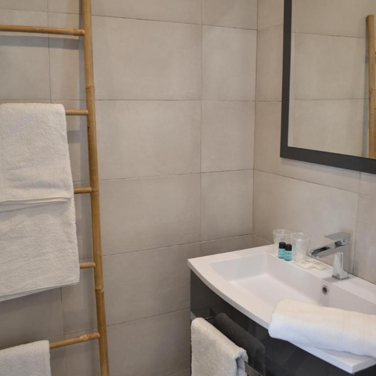 2 pièces Vagliano - Appartement 1 Chambre - 23