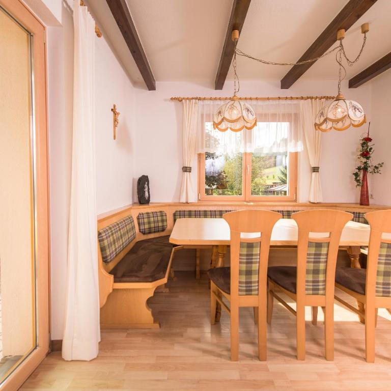 Hotel Barbarahof Saalbach - Haus mit 5 Schlafzimmern, Terrasse und Bergblick - 6