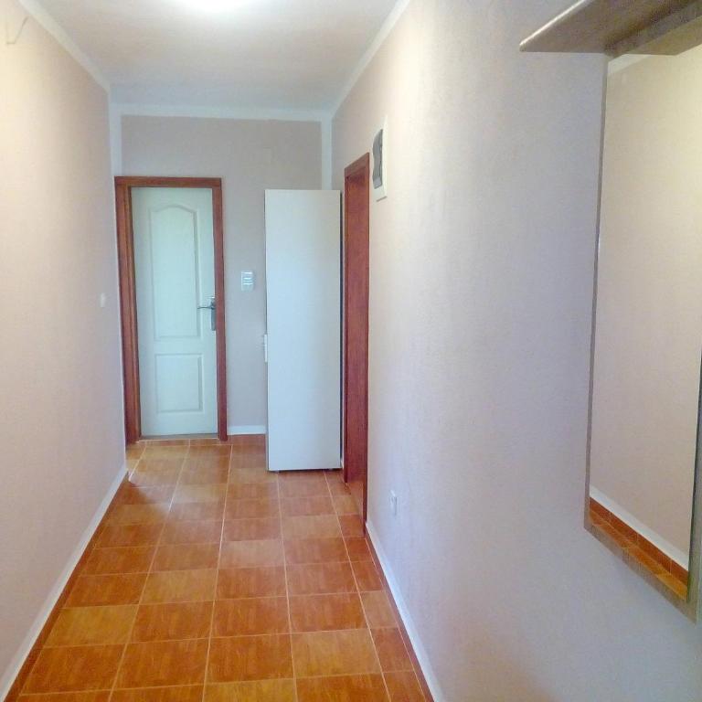 Apartmani Zecevic - Apartman sa Terasom - 2