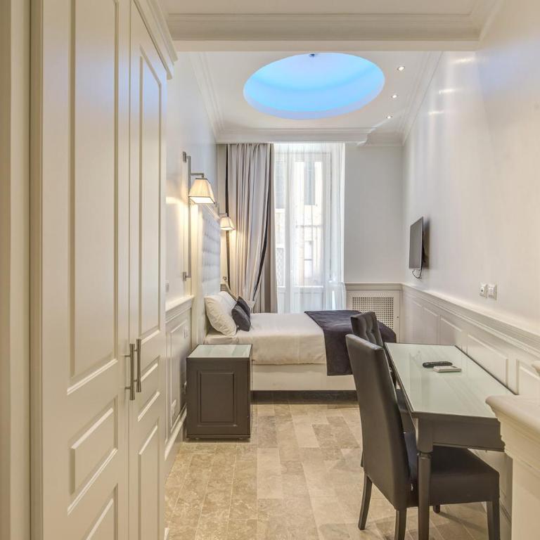 Hotel dei Quiriti Suite - Camera Matrimoniale Deluxe - 10