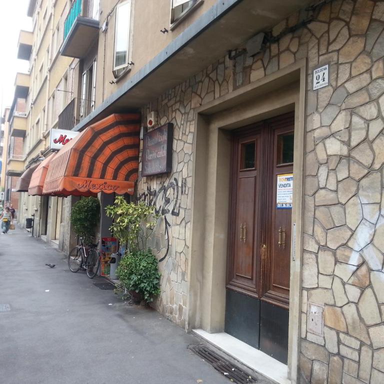 Bed And Breakfast Corticella 24 - Camera Doppia con Letti Singoli con Bagno Privato - 17