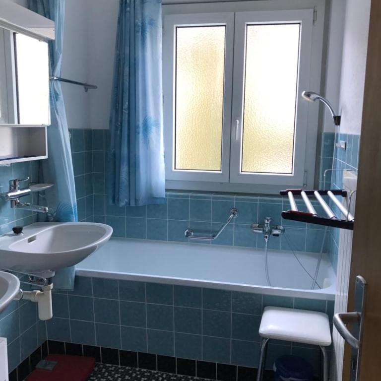 Haus Calanda - Apartment mit Blick auf die Berge - 9