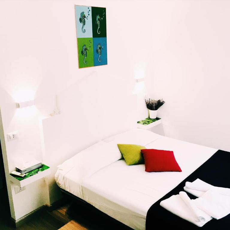 Enjoy Tropea Accomodation - Double Room with Private Bathroom - 2