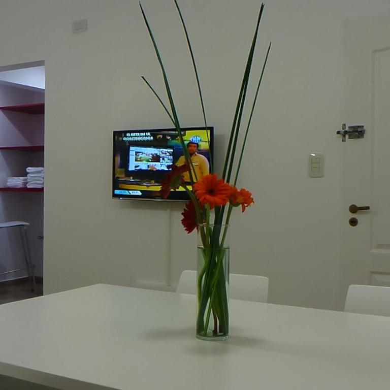 Depto calle 18 - soleado y con balcon - Apartamento - 9