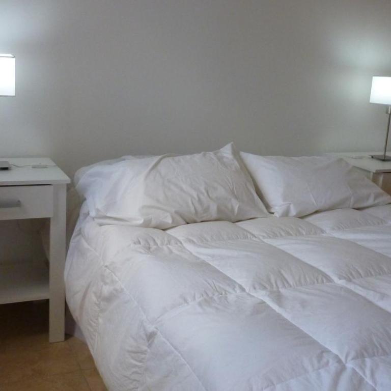 Depto calle 18 - soleado y con balcon - Apartamento - 12