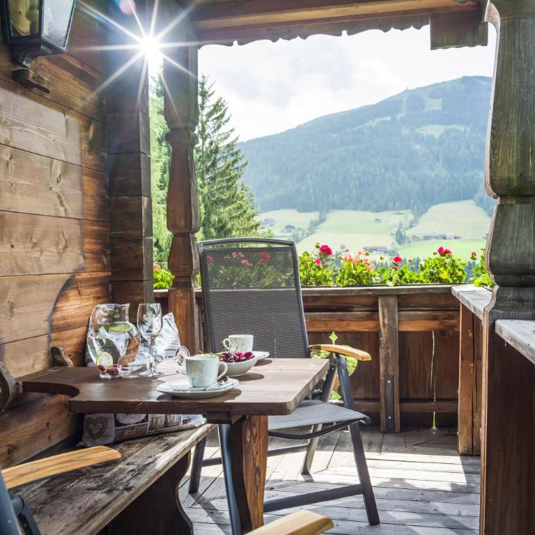 Landhaus Alpbach - Apartment mit 1 Schlafzimmer und Balkon - 21