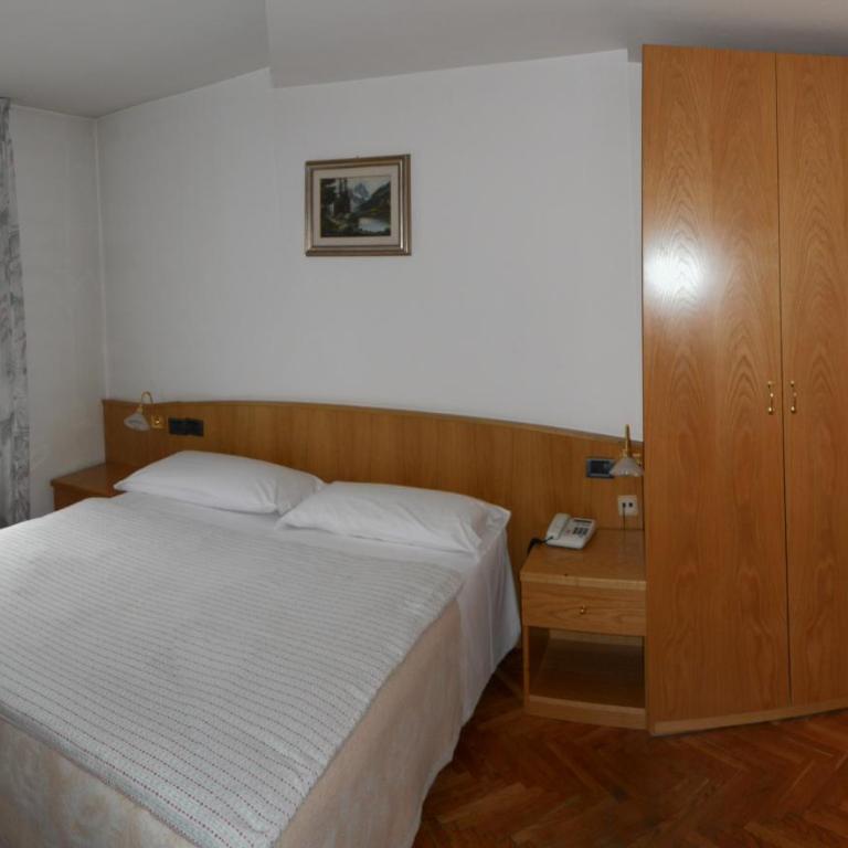Hotel Villa Agomer - Camera Matrimoniale/Doppia con Letti Singoli - 1