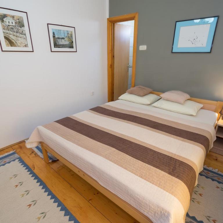 Pansion Rose - Double or Twin Room - 4