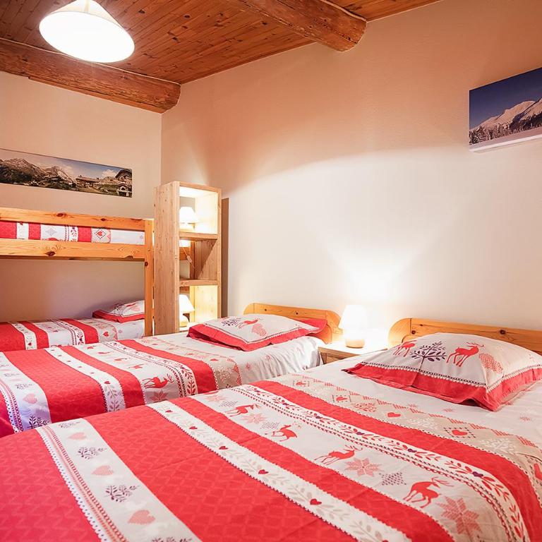 La Roche du Croue - Vierbettzimmer mit Bergblick - 2