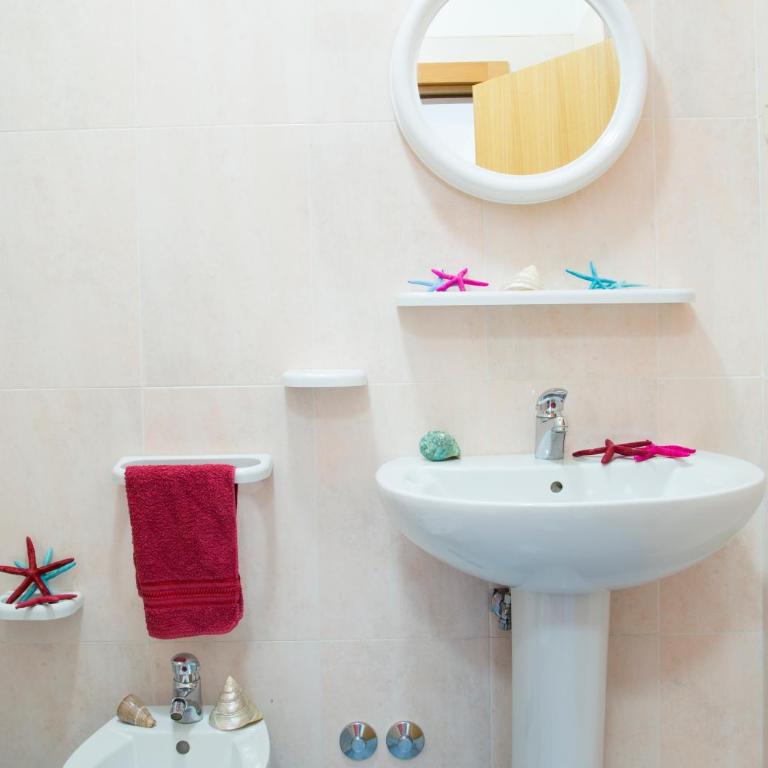Residence La Conchiglia - Appartamento con 2 Camere da Letto (6 Adulti) - 11