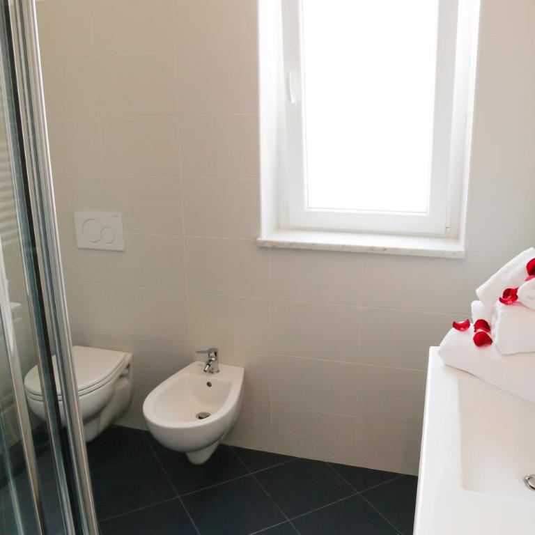 Villa Erasi - Double Room with Balcony - 14