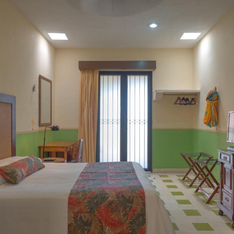 Hotel Luz en Yucatan - Queen Room with Pool View - 3