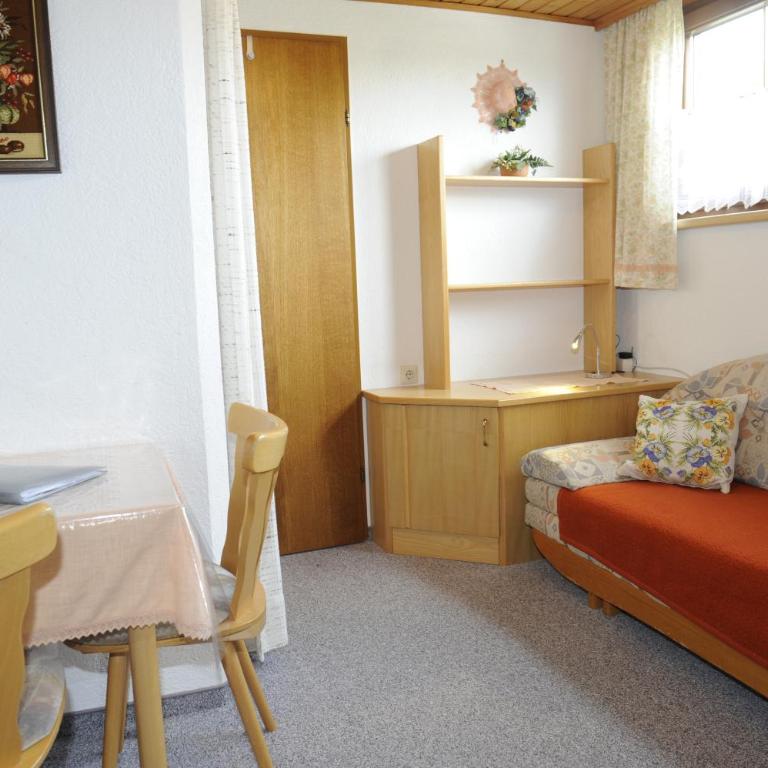 Haus Dorfer - Familienzimmer mit Balkon (2 Erwachsene + 2 Kinder) - 8