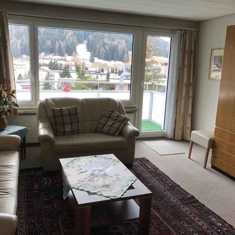 Haus Calanda - Apartment mit Blick auf die Berge - 11