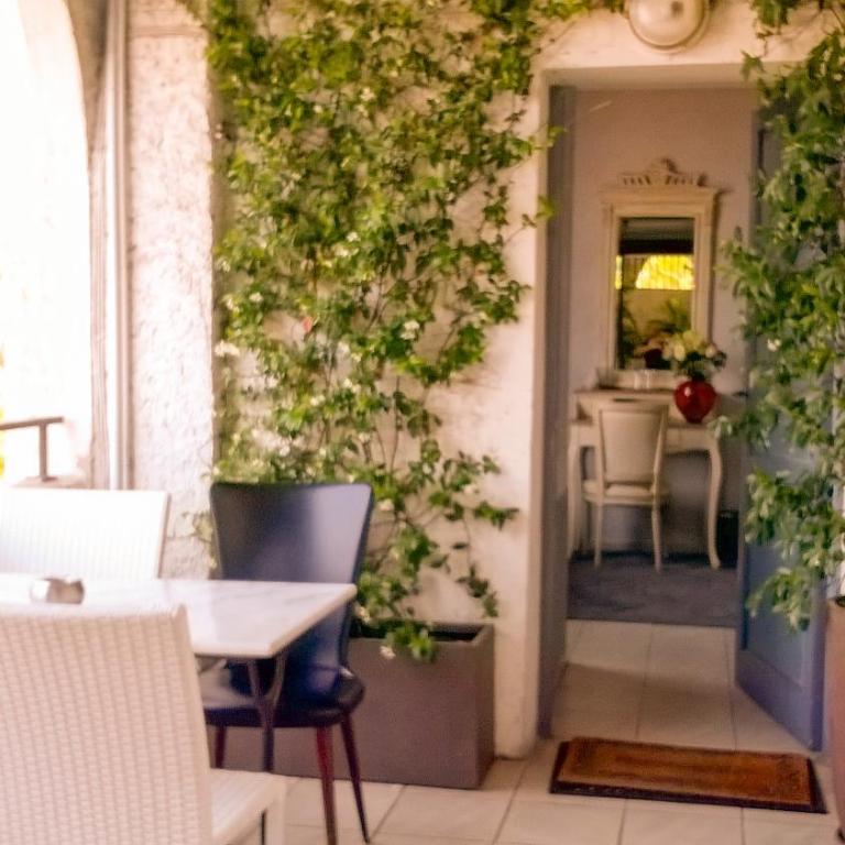 Le Panoramic Boutique Hôtel - Chambre Triple avec Terrasse - 14