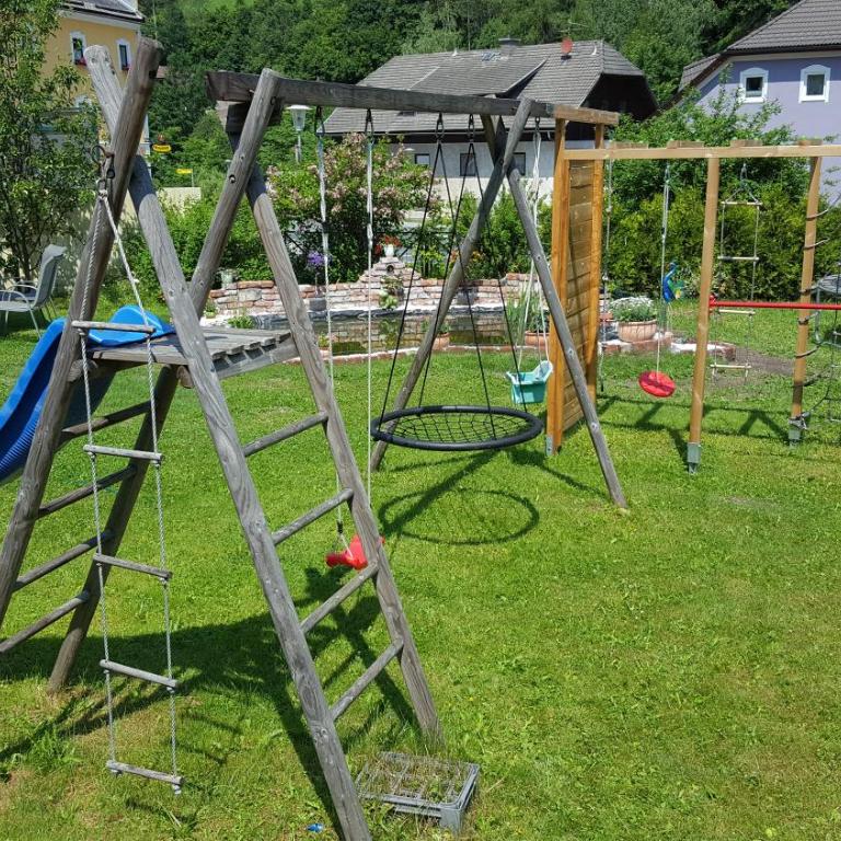 Ferienwohnungen Trinker - Lungau Karte inklusive - Apartment mit 3 Schlafzimmern - 3