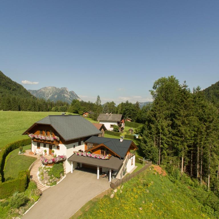 Ferienwohnung Kirchschlager Zirbenholz & ruhige Lage im Ausseerland - Apartamento de 1 dormitorio - 2