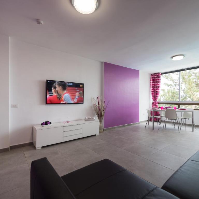 Apartamentos Karma - Apartment with Pool View - 30