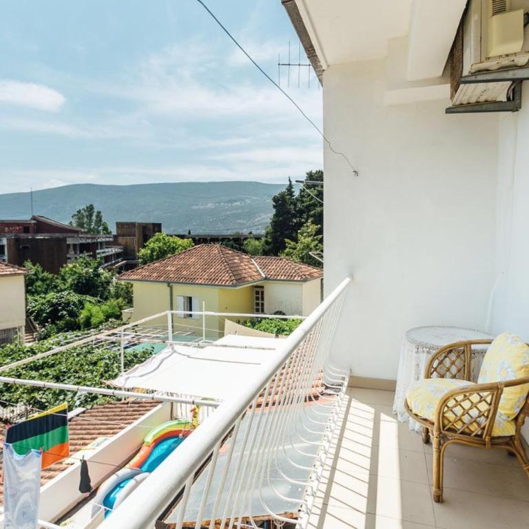 Donna Dervis - Three-Bedroom Apartment - 22