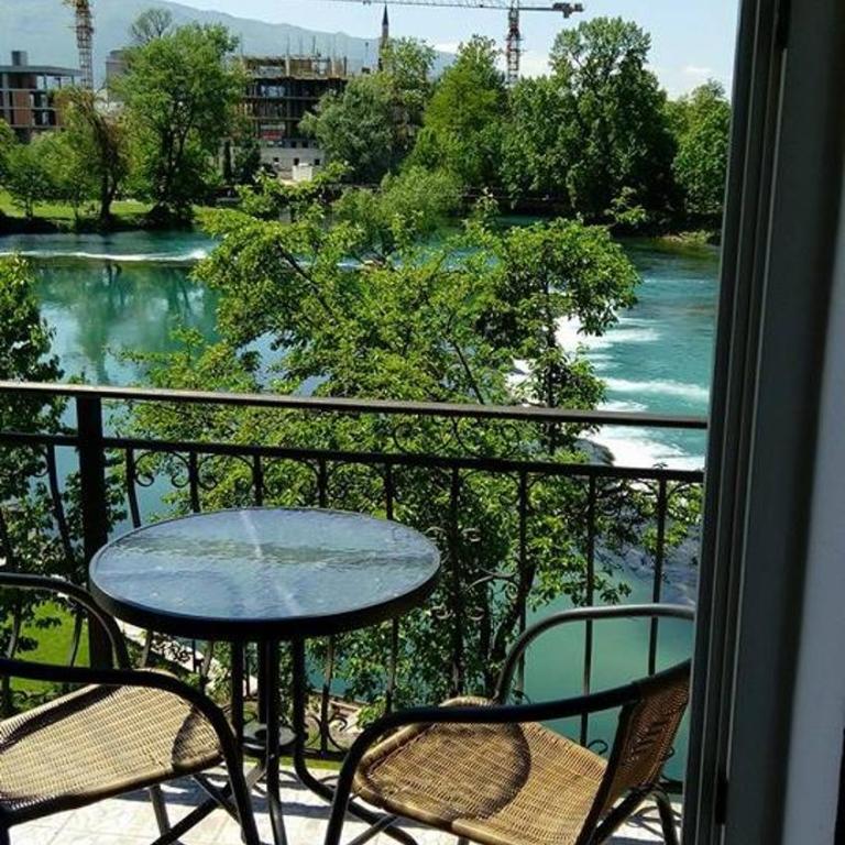 Guesthouse Una 1 Bihac - Three-Bedroom Apartment - 42