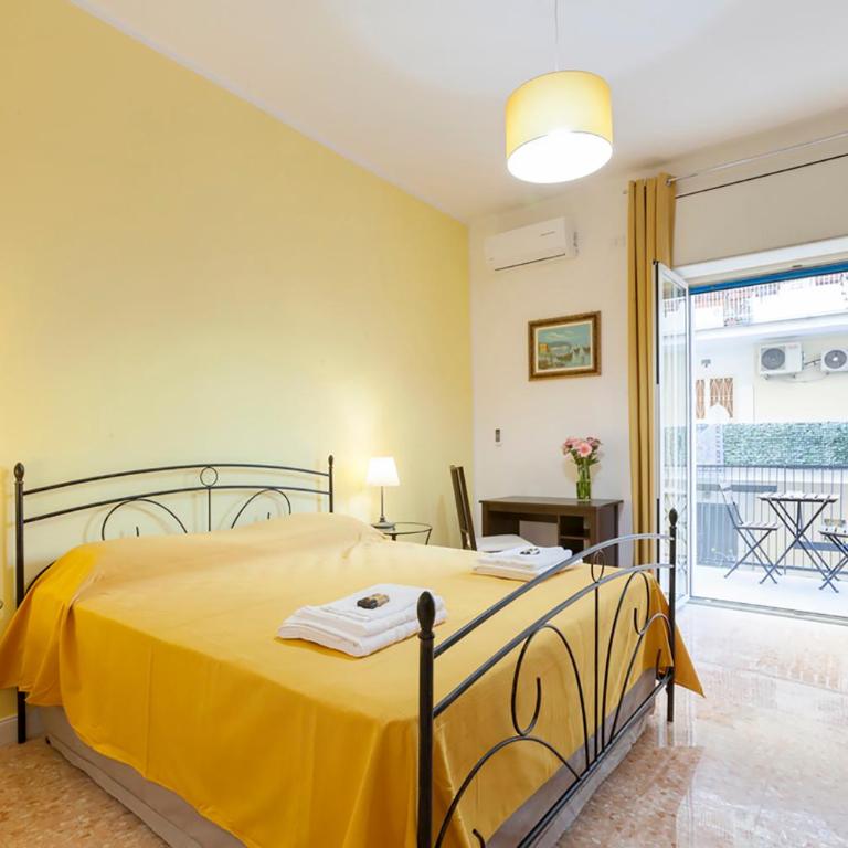B&B La Primula - Camera Matrimoniale con Bagno Privato Esterno - 1