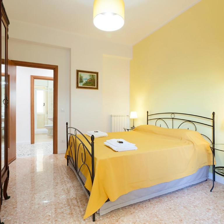 B&B La Primula - Camera Matrimoniale con Bagno Privato Esterno - 3