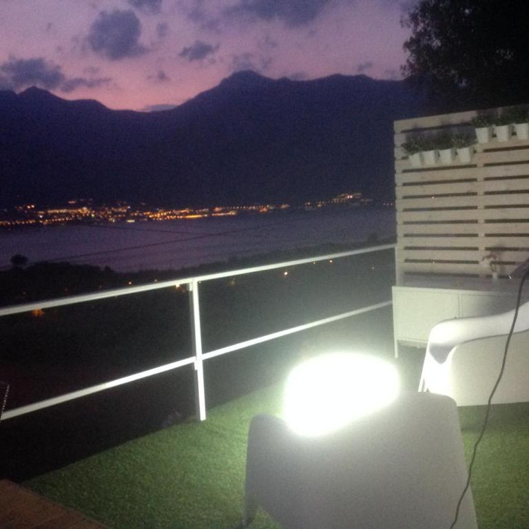Villa Arianna Panoramic Apartments - Appartamento con Balcone Vista Lago - 13