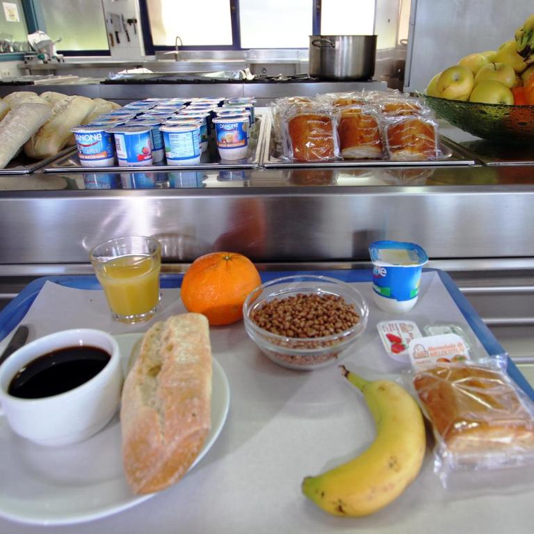 Bilbao Hostel - Double Room with Shared Bathroom - 1