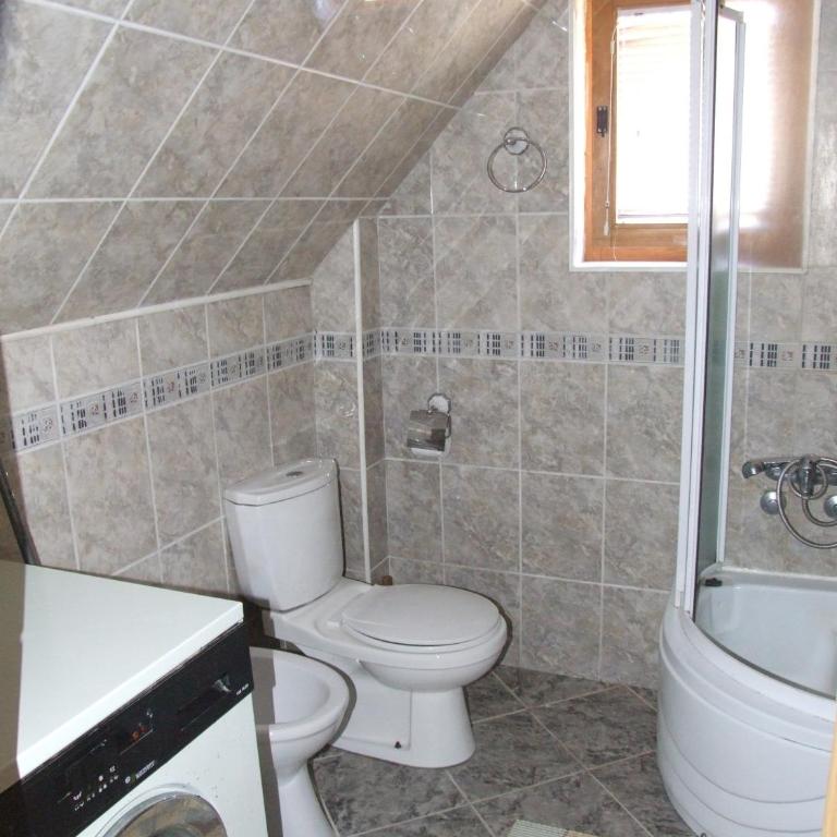 Šćekić Accommodation - Twin Room with Shared Bathroom - 3
