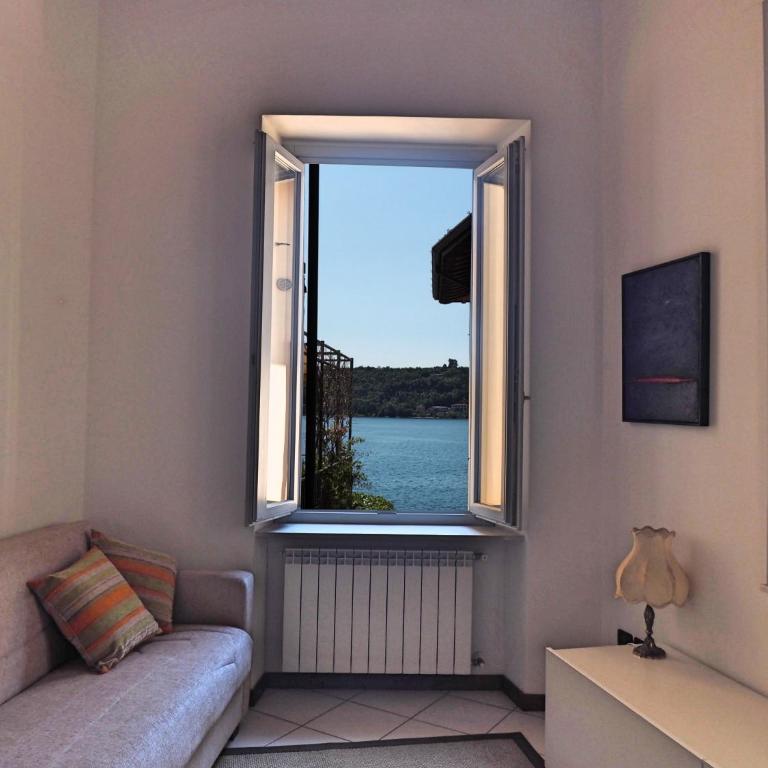 Appartamenti al Golfo - Appartamento con Vista Lago - 1