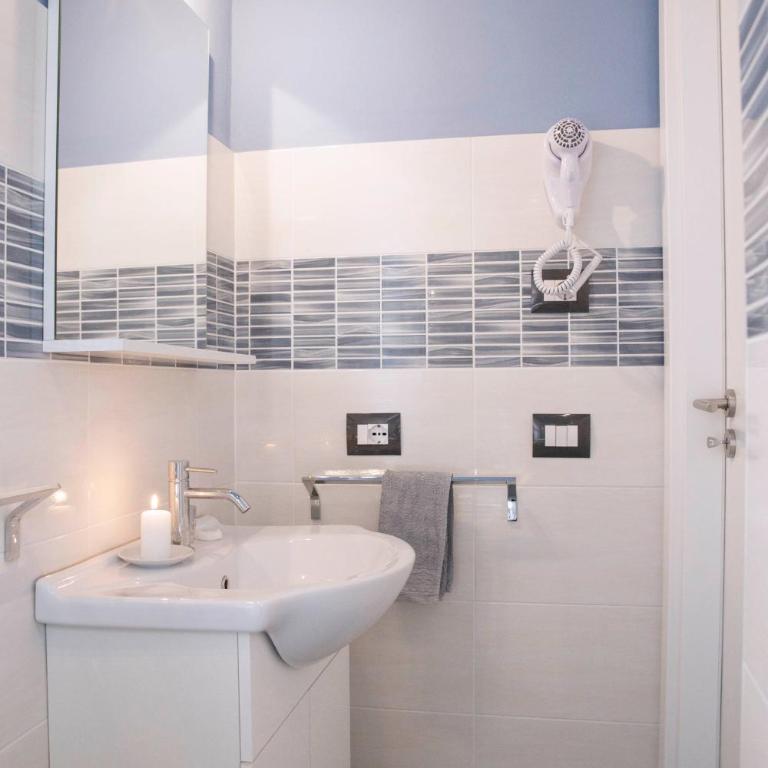 Vasari Florence Apartment - Near SMN Station - Appartamento con 2 Camere da Letto - 51