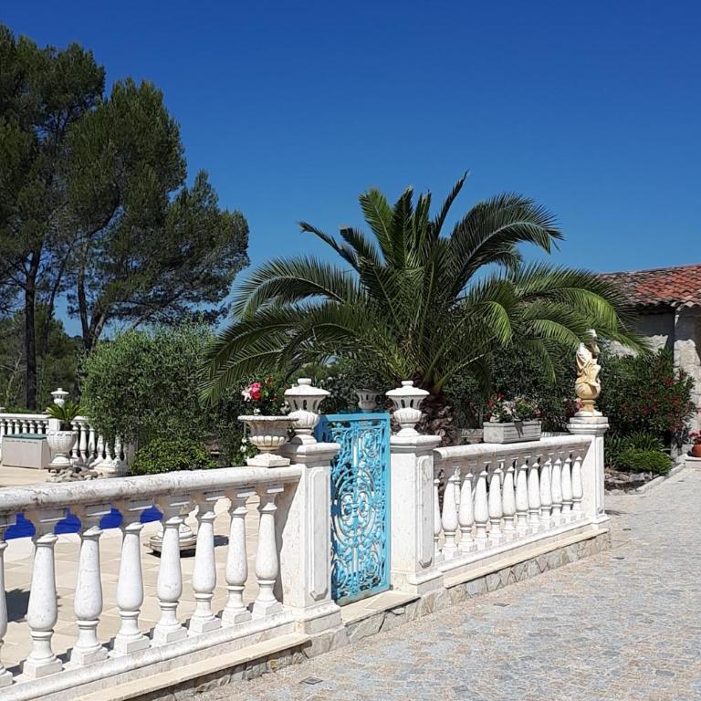 Gîte LES PINS climatisé piscine jardin parking - Maison 2 Chambres - 6