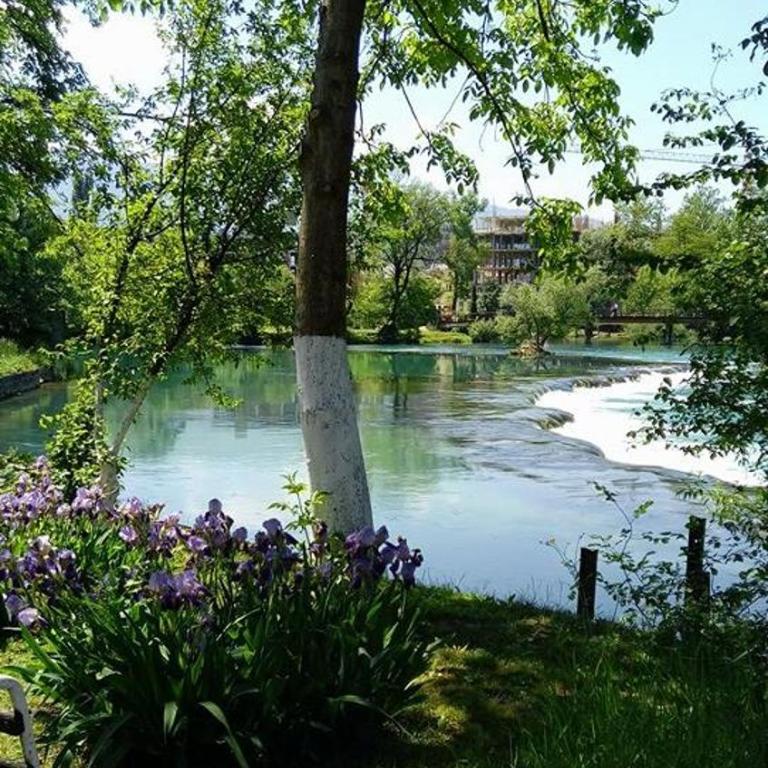 Guesthouse Una 1 Bihac - Three-Bedroom Apartment - 40