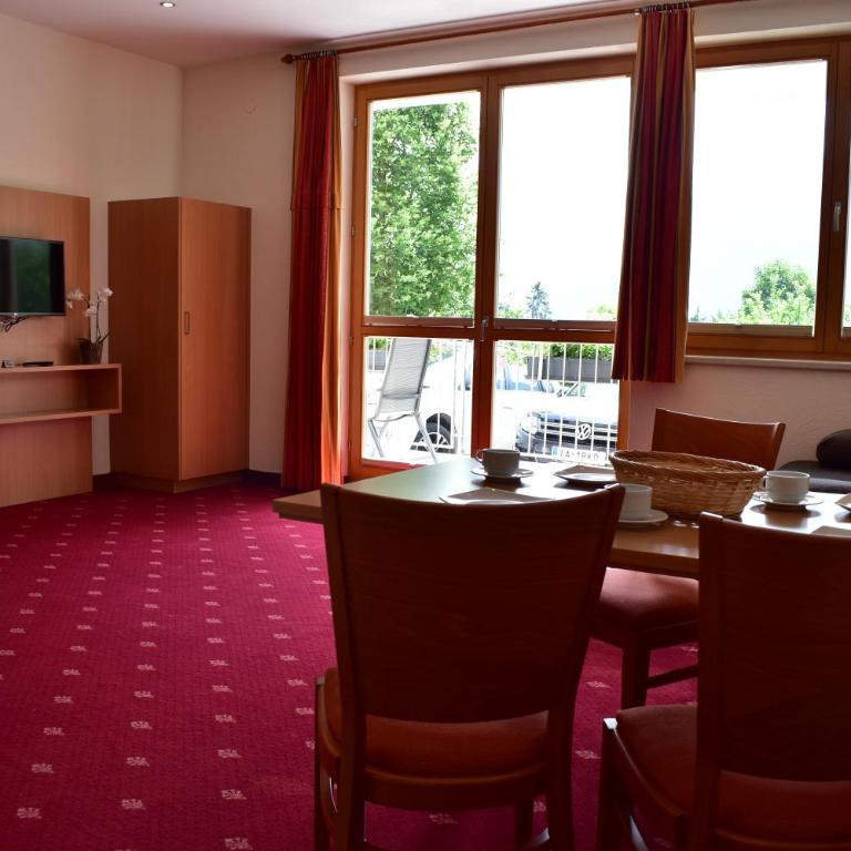Apart Hotel Neier - Apartment with Balcony - 11