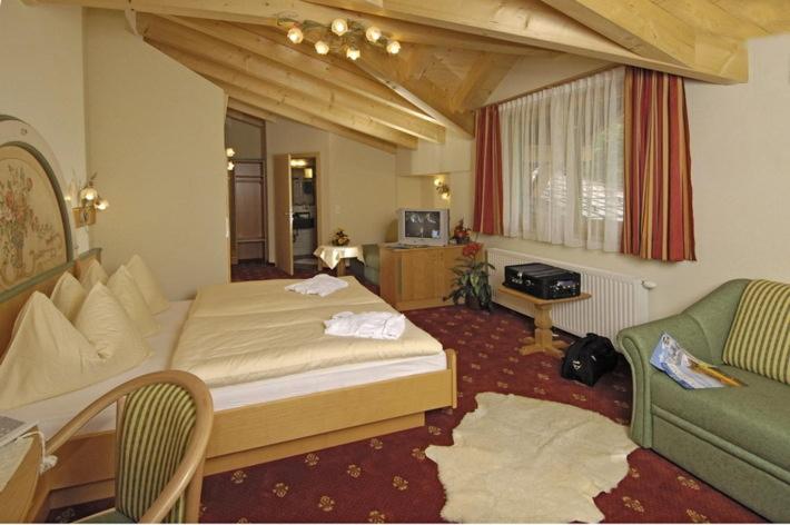 Hotel Jagdhof - Junior Suite - 1