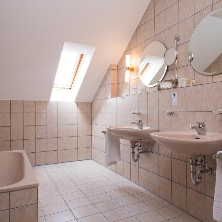 Landhotel Grönenbach - Comfort Doppelzimmer - 29