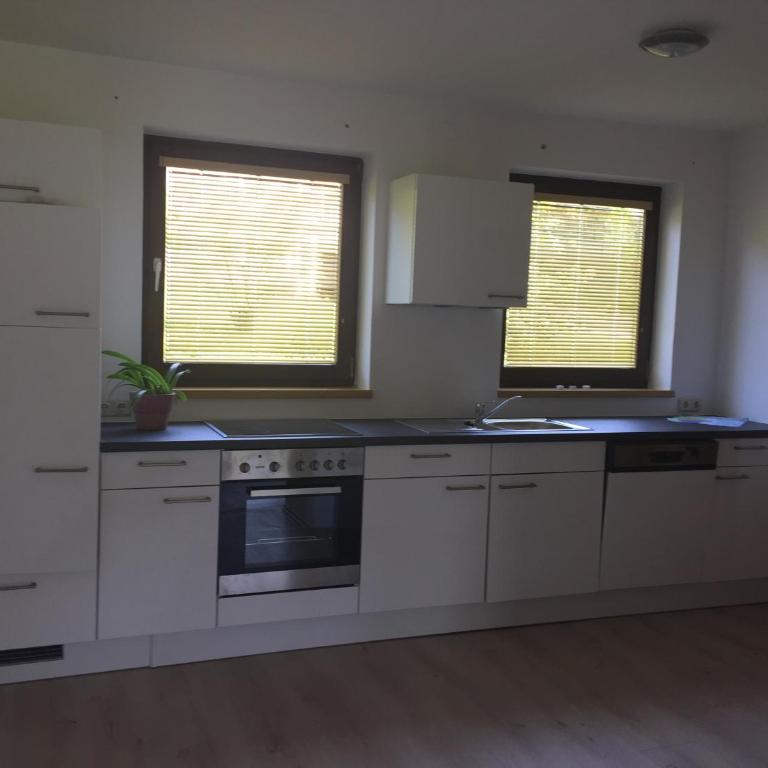 Schönes Wohnen am Sonnenhang - Ferienhaus - 38
