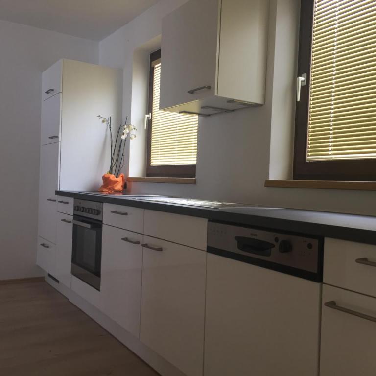 Schönes Wohnen am Sonnenhang - Ferienhaus - 39