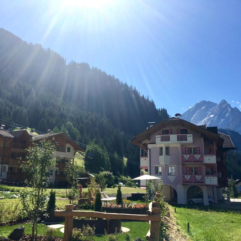 Central Apartment Canazei - Appartamento con 3 Camere da Letto e Vista Montagna - 71