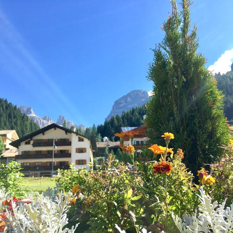 Central Apartment Canazei - Appartamento con 3 Camere da Letto e Vista Montagna - 58